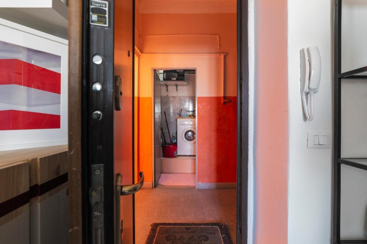 Naviglio Pavese Studio Apartment มิลาน ภายนอก รูปภาพ